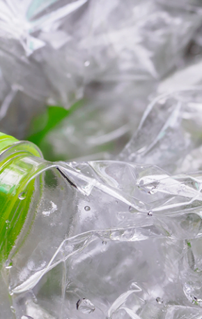 Precisamos falar sobre o plástico: 101 maneiras de se livrar dele e salvar o planeta