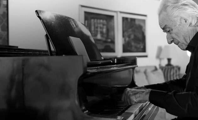 O alfabeto afetivo do maestro João Carlos Martins: música, superação e reinvenção